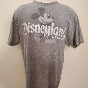 Disneyland Resort Mickey Mouse T-shirt Size XL